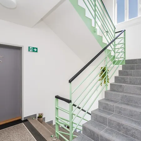 Perla Hradce * Hradec Králové